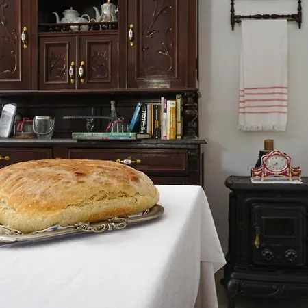 Stancija Ruseti Oprtalj