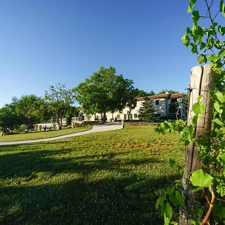 Bed & Breakfast Stancija Ruseti 5*