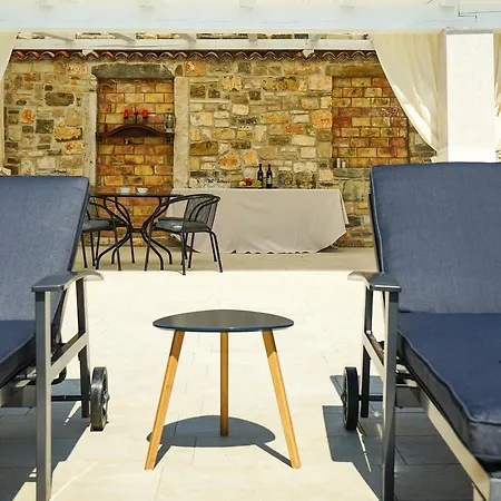 Stancija Ruseti Bed and breakfast 5*