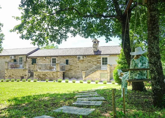 Stancija Ruseti Oprtalj