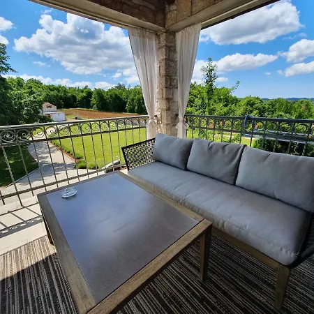 Stancija Ruseti Bed & Breakfast Oprtalj