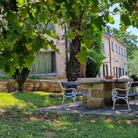 Stancija Ruseti krevet i doručak 5*