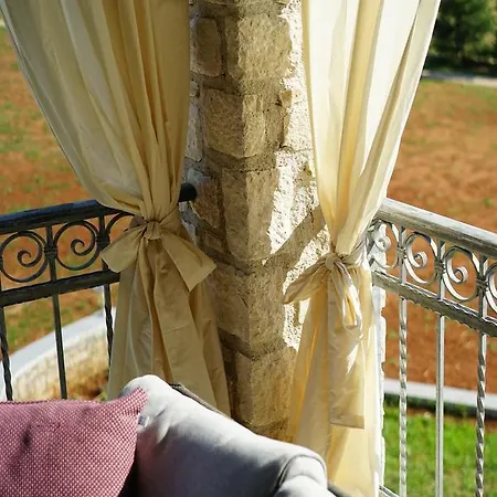 Stancija Ruseti Bed & Breakfast Oprtalj