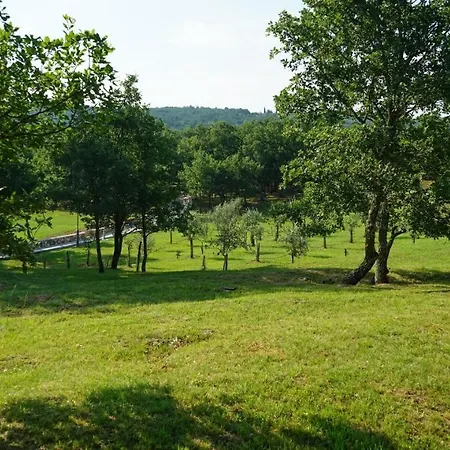 Bed & Breakfast Stancija Ruseti Oprtalj