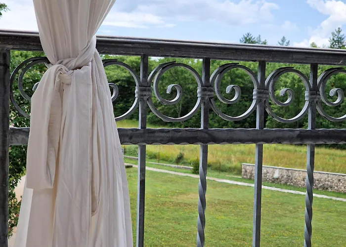 Stancija Ruseti Oprtalj